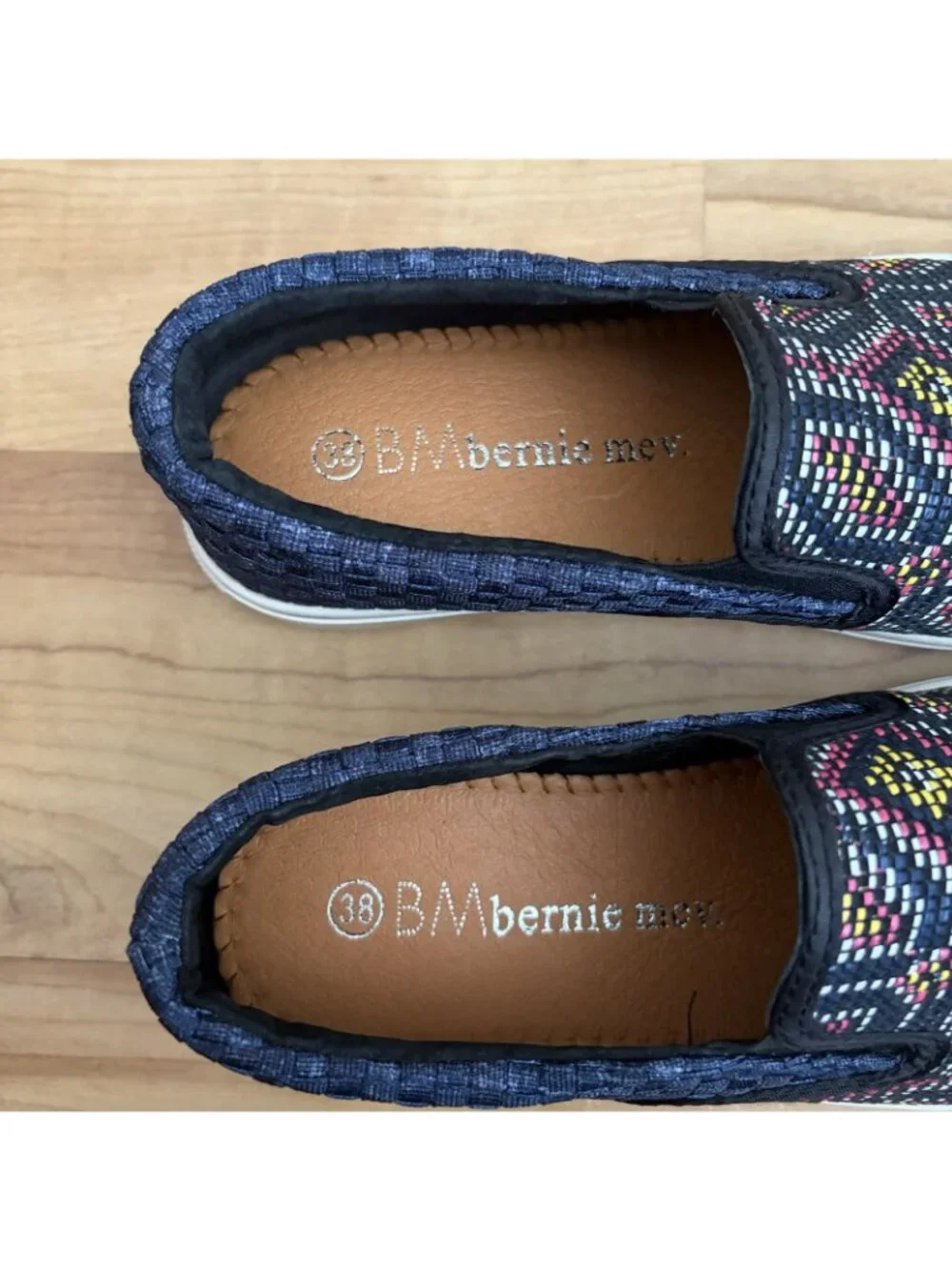 Bernie Mev Women’s Size USA 7 Woven Blair Slip On Geometric Pattern Memory Foam